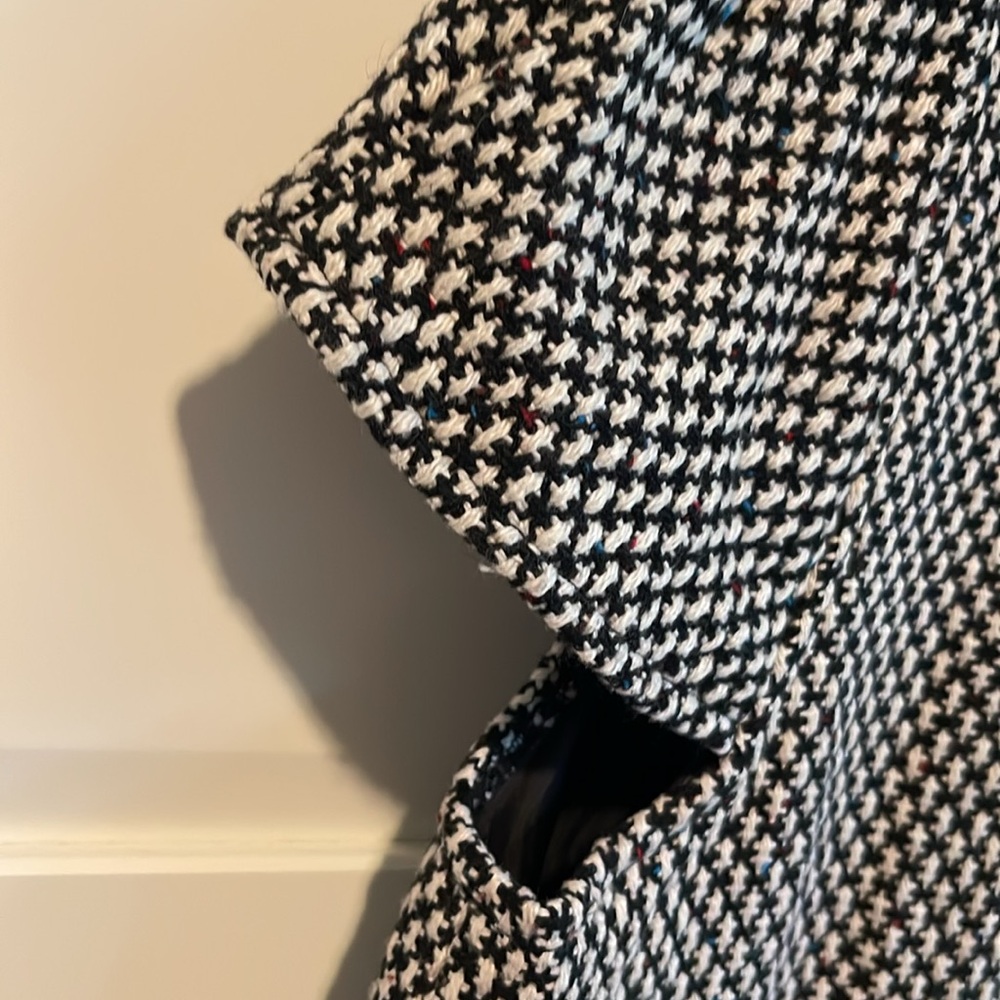 3 button jacket - Picture 4 of 7